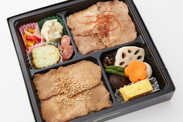 【お茶なし】牛たん2色幕の内弁当