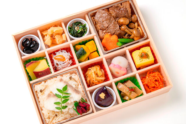 【熨斗対応可】彩り 鯛めし&すき焼き御膳