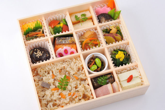五目ご飯の彩り御膳