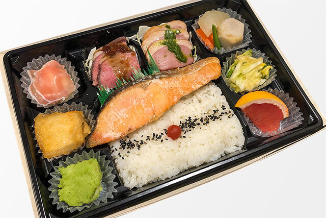 焼サーモンの囲味膳