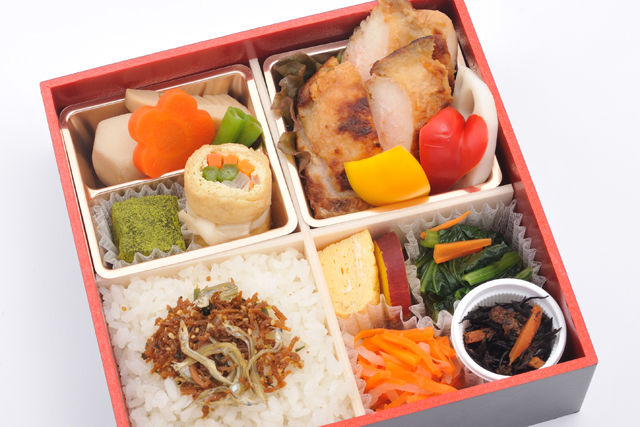 庄之助 松花堂~鶏の西京焼き