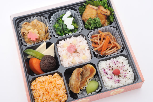 雪うさぎの恵み弁当