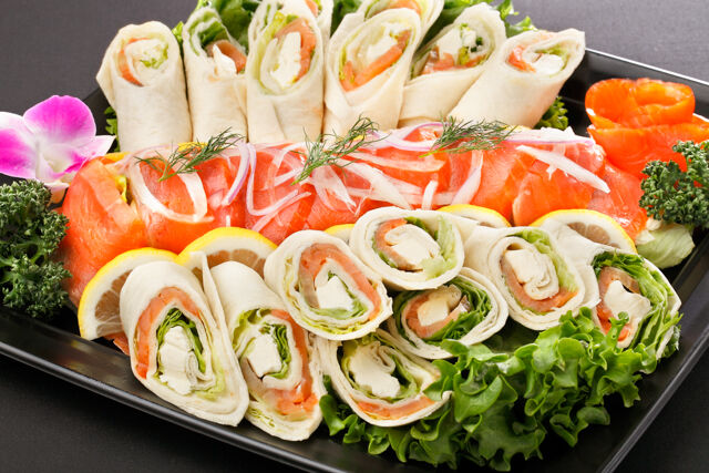 スモークサーモン&トルティーヤロール