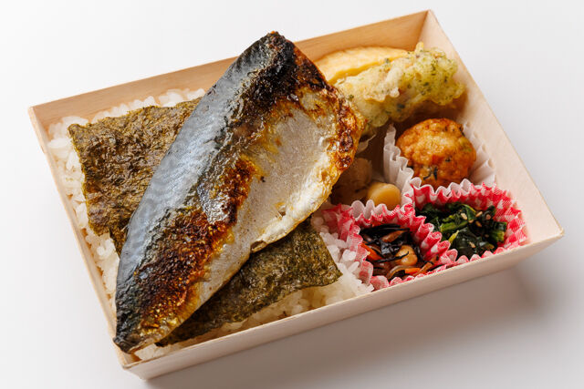 鯖塩焼きのり弁当