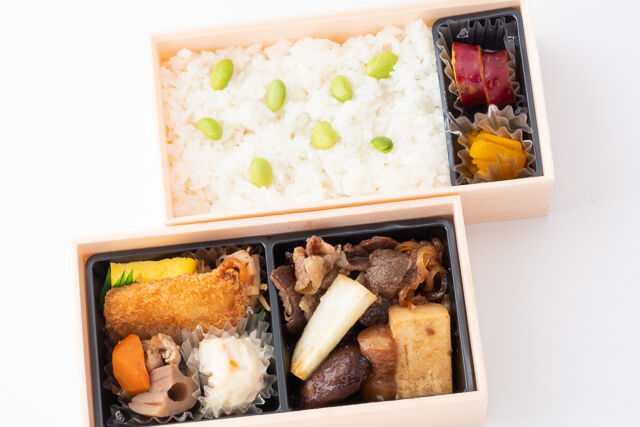 すき焼き二段重