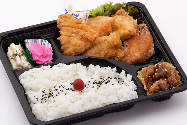 デラックスとり天南蛮弁当