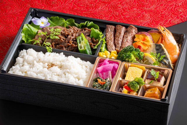 氷見牛すき焼きと柔らかステーキ御膳