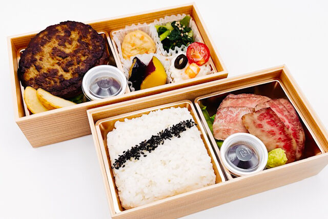 黒毛和牛A5カルビステーキとハンバーグでおもてなし