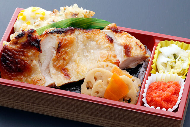 知床鶏塩麹漬け焼き 高級漬け海苔弁当