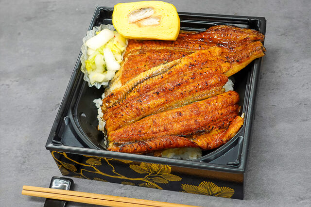 鰻巻き入り 特上うな重