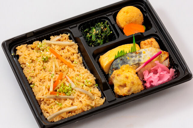 サワラ西京焼きと彩り天ぷら弁当