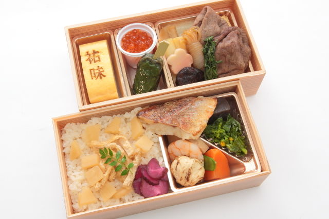 【春限定】筍ご飯と特製牛すき焼き御膳~いくら添え~