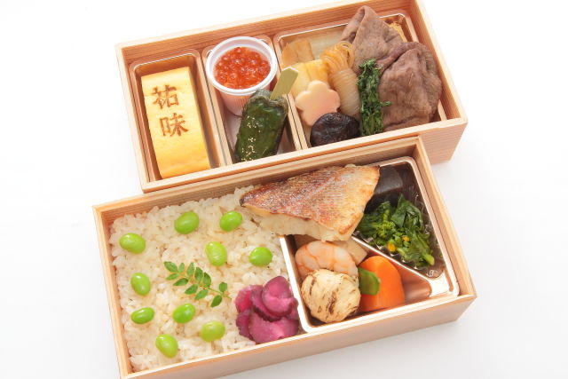 【夏限定】枝豆ご飯と特製牛すき焼き御膳~いくら添え~
