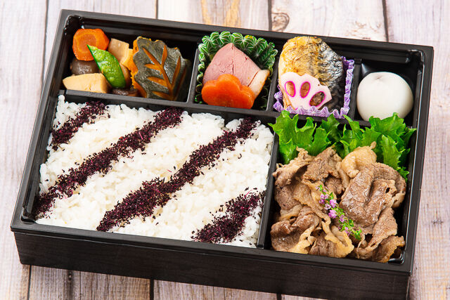 【熨斗対応可】黒毛牛すき焼きの御弁当