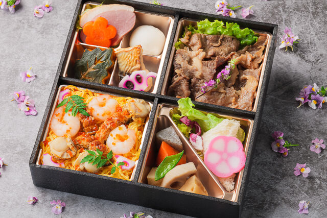 【熨斗対応可】彩 ~三彩チラシ飯と黒毛和牛すき焼きの贅沢御膳~