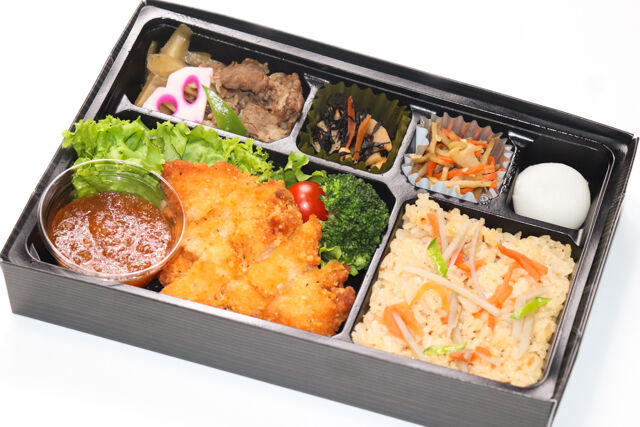 【熨斗対応可】大和 ~出汁にこだわった五目御飯と香味揚げどり鶏和風おろしと和牛すき焼~