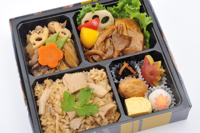 【秋限定】まち田 秋和膳~牛しぐれ煮と鶏焼きのこソース
