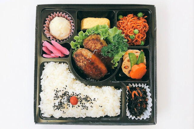 「なる瀬」のヘルシー豆腐ハンバーグ弁当