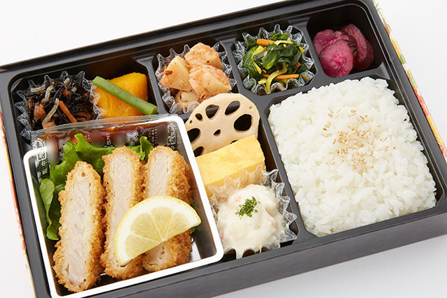 厚切りとんかつ弁当