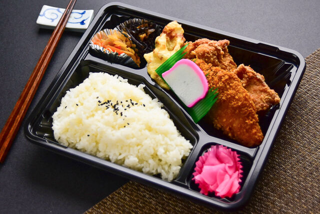 秋鮭フライざんぎ弁当