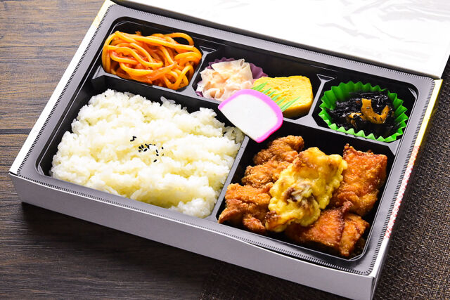 ちょっとデラックス・ざんぎ4個弁当