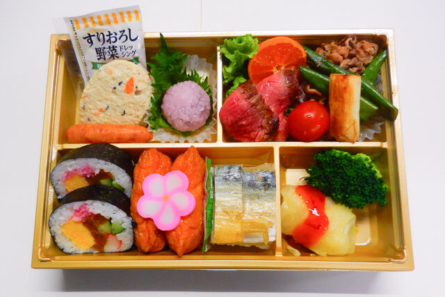 歌舞伎寿司＆すき焼き弁当