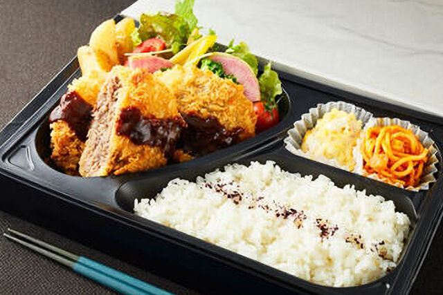 デミメンチカツ弁当
