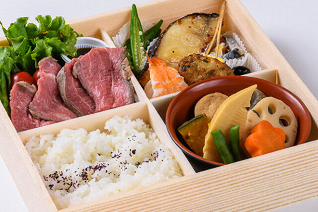 牛ステーキと銀だら西京焼膳