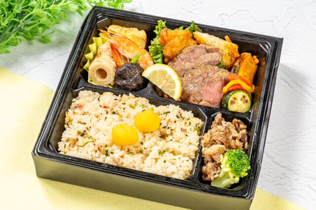 季節ご飯と牛ステーキのバラエティー弁当
