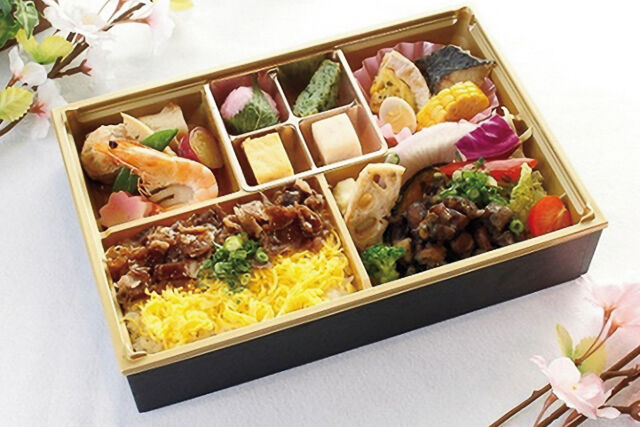 季節の訪れ弁当 竹