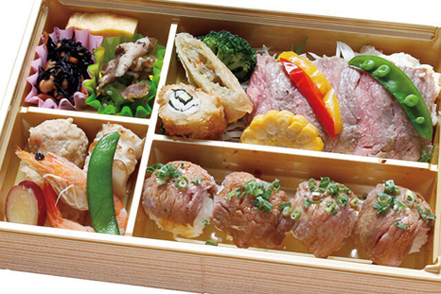 ステーキと手毬肉寿司弁当