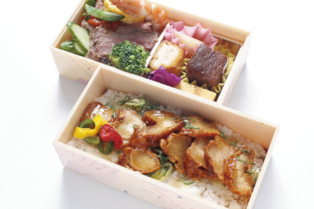 鶏めしと和牛のローストビーフ弁当