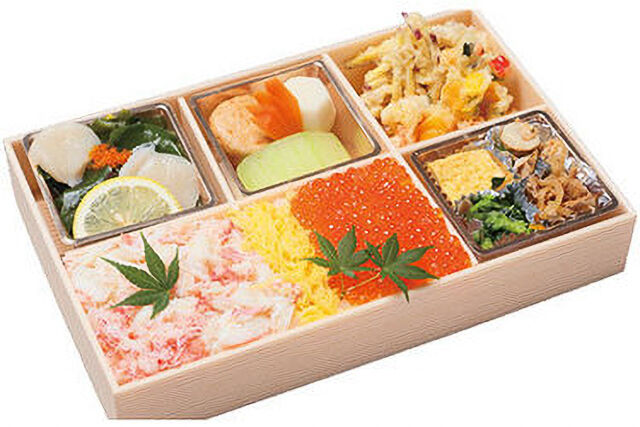 贅沢！！カニとイクラのスペシャル弁当（カニとイクラver.）