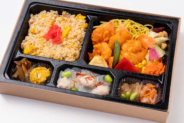 【ECO容器】オマールの旨味たっぷり特製エビチリの贅沢弁当