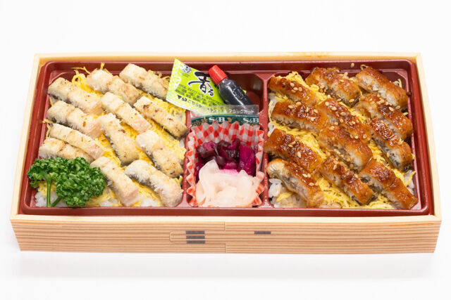 浜名湖うなぎ「でしこ」の食べ比べまぶし重