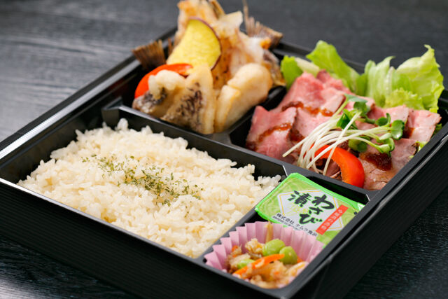 特選ローストビーフと沼津鯛めし弁当