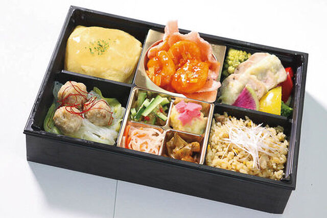 オマールの旨味たっぷり特製エビチリの贅沢弁当