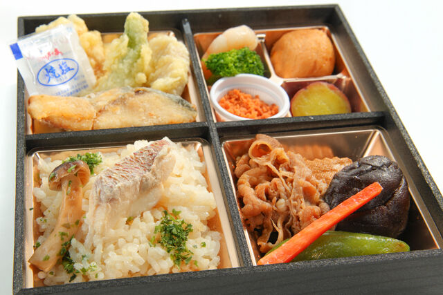 すき焼天婦羅明石鯛めし御膳（弍）