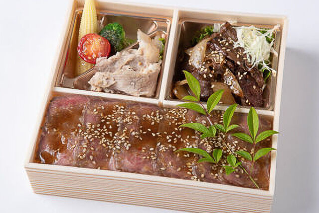 厳選焼肉ハラミ＆ローストビーフ重御膳