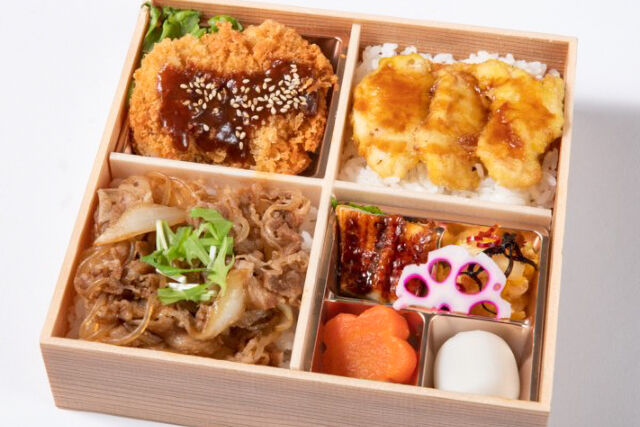 味噌カツと鶏天重・すき焼き重御膳