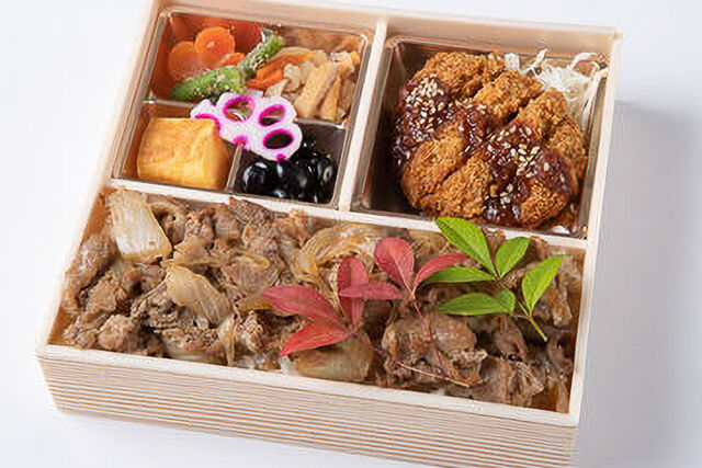 自家製ダレの味噌カツ御膳【すき焼き重】