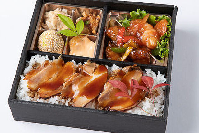 酢豚＆エビチリ＆特製焼き豚重御膳