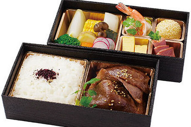 【A5ランク】特選黒毛和牛焼肉弁当（蒸し野菜）