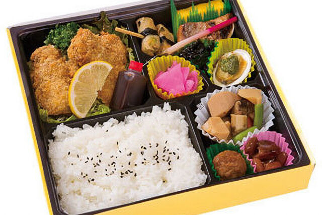 ヒレカツ弁当（デザート付き）