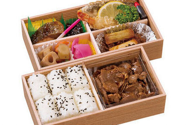 国産牛すき焼弁当（デザート付き）