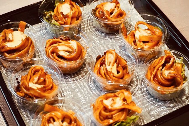 【カップ】ボロネーゼパスタ