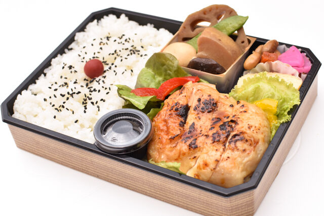 COEDO蔵の街 御膳（和風チキンソテー）