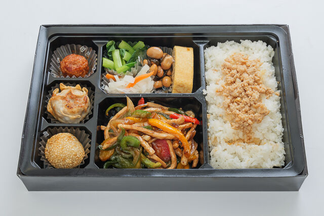 青椒肉絲 中華幕の内弁当