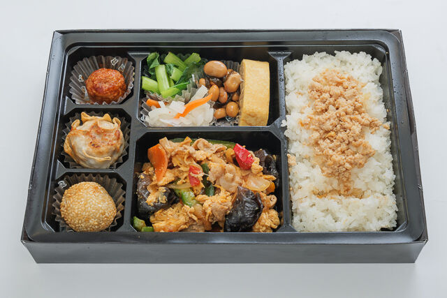 豚肉と卵の彩り炒め 中華幕の内弁当