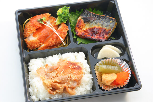 豚ロースとんかつと鯖西京焼きの豚バラ照り焼き重